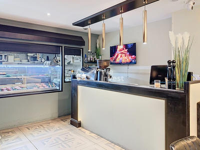 Fonds de commerce - 115 m²