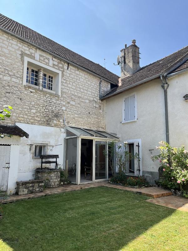 Maison - 155 m² - 7 pièces