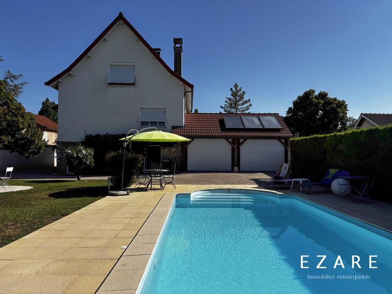 Maison - 191 m² - 7 pièces