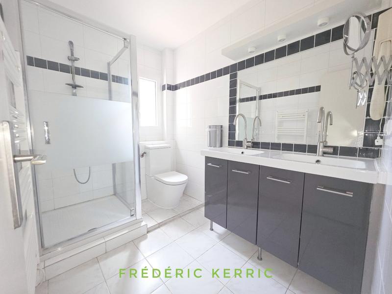 Maison - 176 m² - 6 pièces