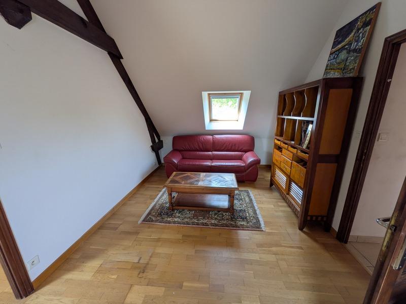 Propriété - 439 m² - 19 pièces