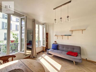 Studio - 25 m² - 1 pièce