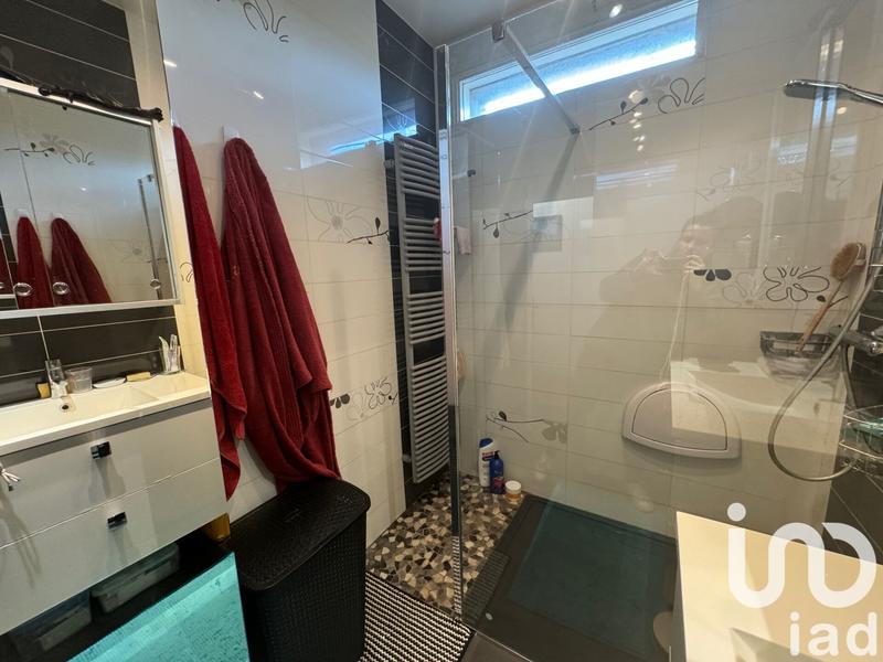 Maison - 94 m² - 4 pièces