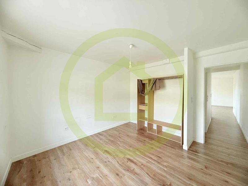 Immeuble - 4 pièces