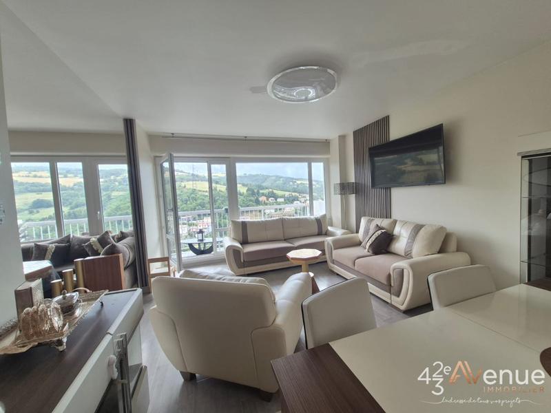 Appartement - 80 m² - 4 pièces