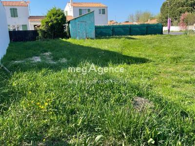 Terrain constructible - 367 m²