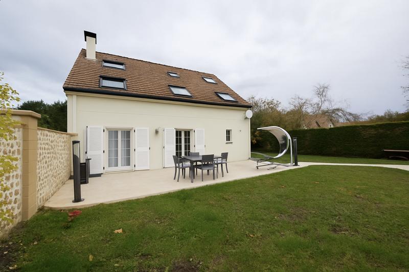 Maison - 166 m² - 7 pièces