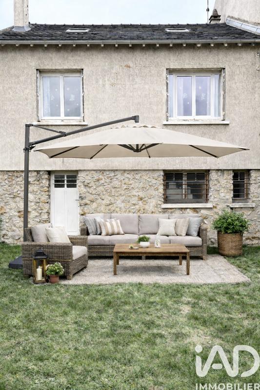 Maison - 140 m² - 5 pièces