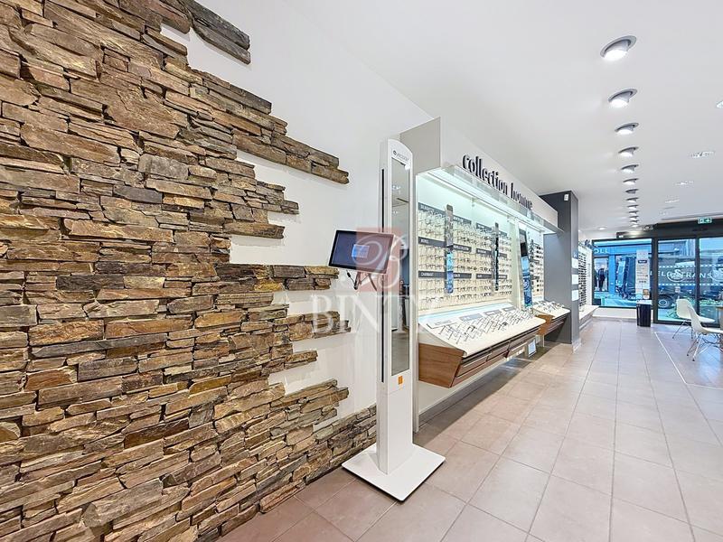 Local commercial - 189 m²