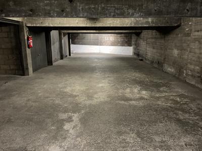 Parking / Garage - 12 m²
