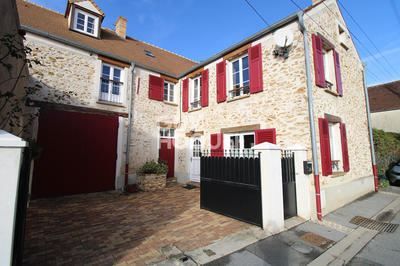 Maison - 163 m² - 6 pièces