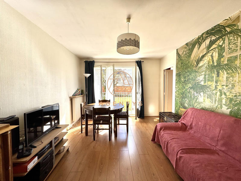 Appartement - 57 m² - 3 pièces