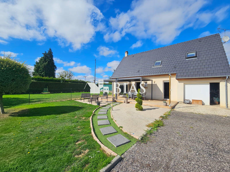 Maison - 100 m² - 4 pièces