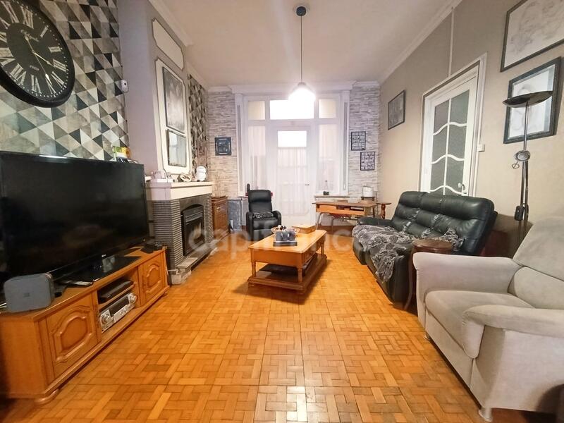 Maison bourgeoise - 281 m² - 14 pièces