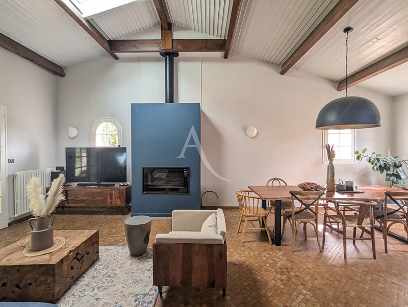 Maison - 141 m² - 5 pièces