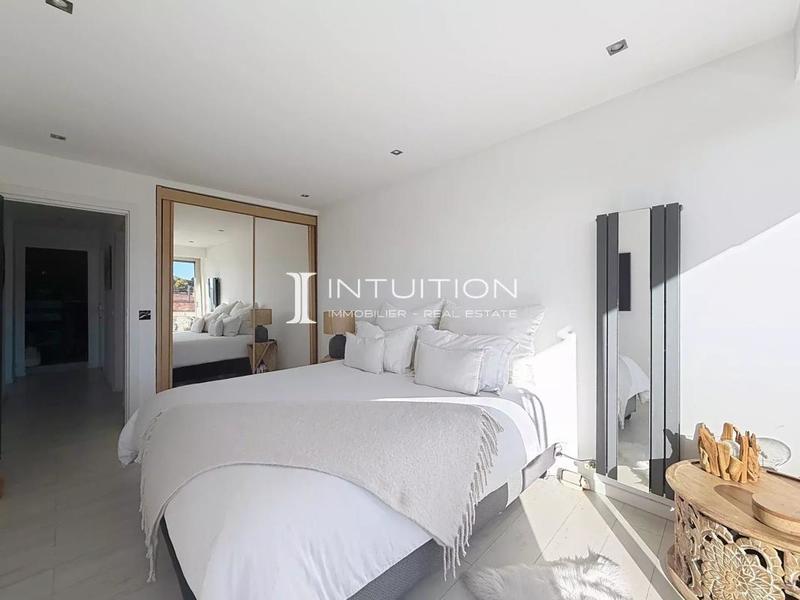 Appartement - 85 m² - 3 pièces