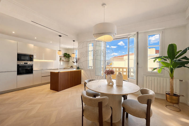 Appartement - 88 m² - 3 pièces