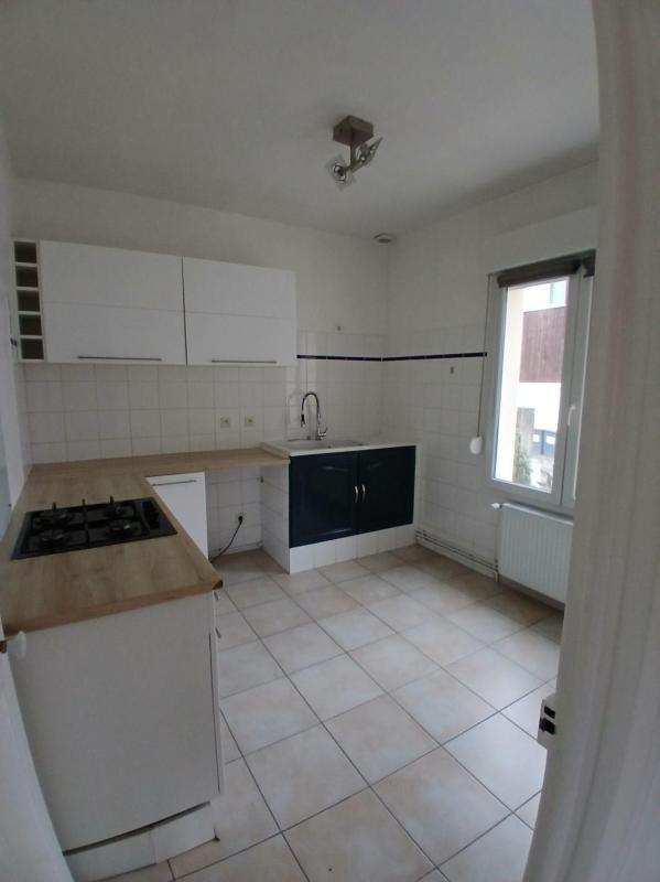 Maison - 99 m² - 5 pièces