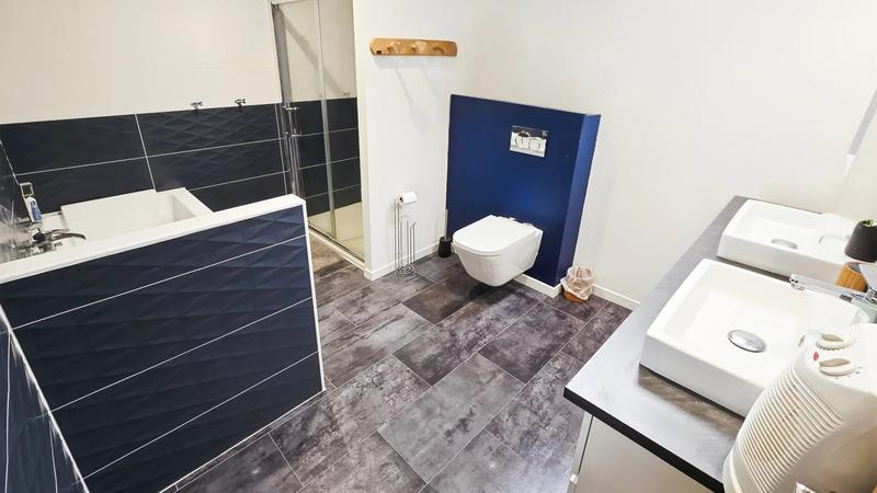 Maison - 170 m² - 5 pièces