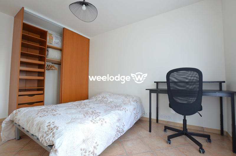 Appartement - 87 m² - 5 pièces