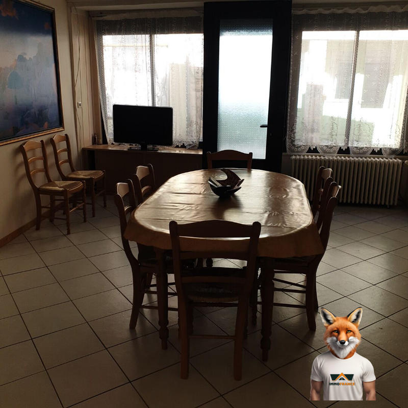 Maison - 199 m² - 9 pièces