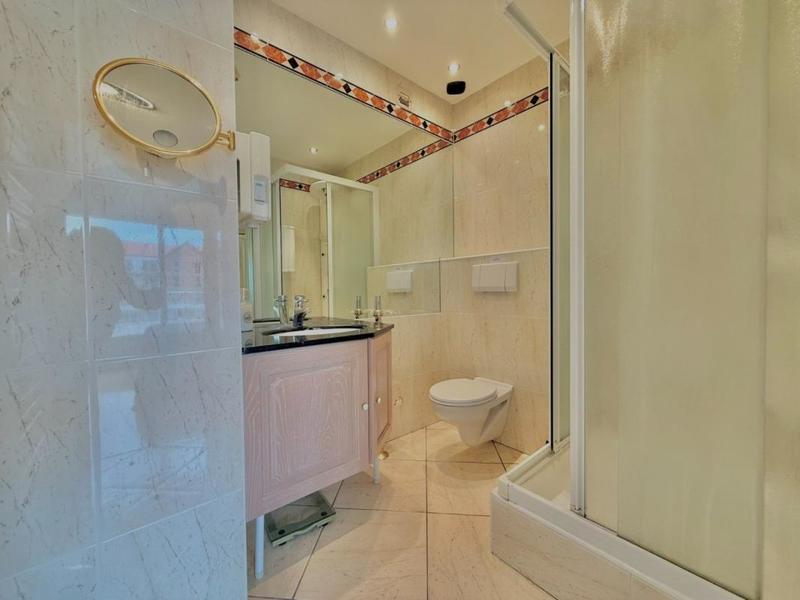 Appartement - 102 m² - 4 pièces