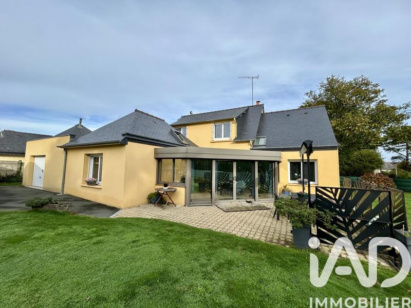 Maison - 150 m² - 8 pièces