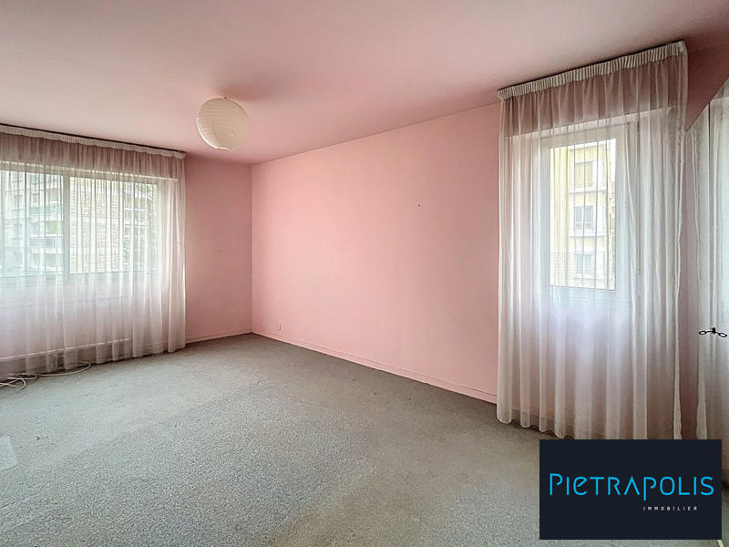 Appartement - 92 m² - 4 pièces