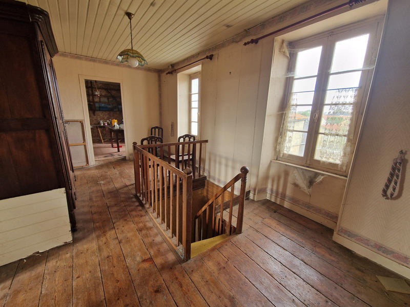 Maison - 170 m² - 6 pièces