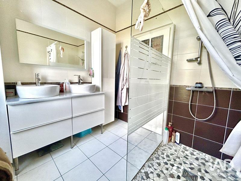 Maison - 188 m² - 6 pièces