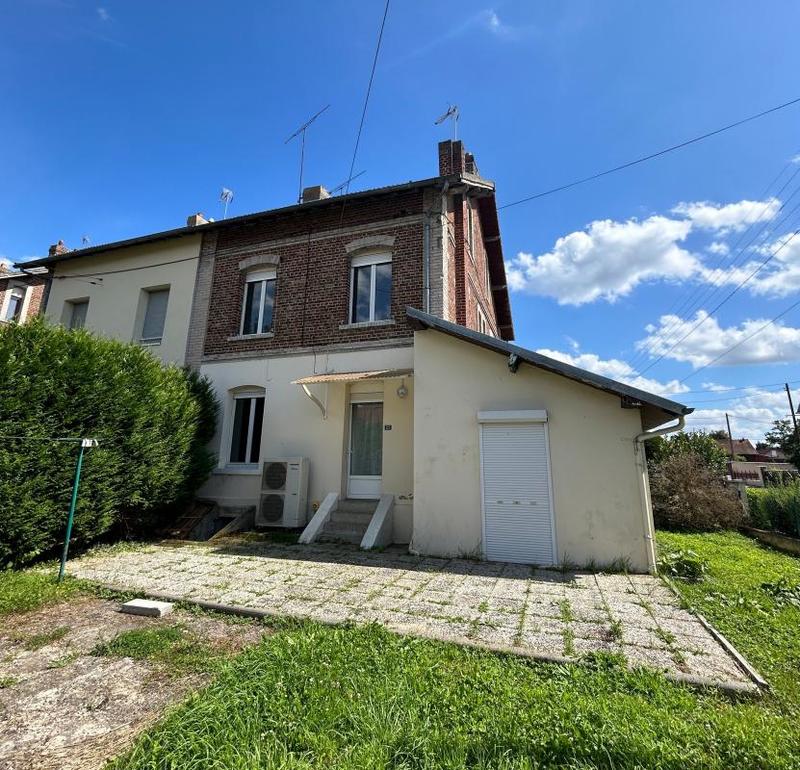 Maison - 84 m² - 4 pièces