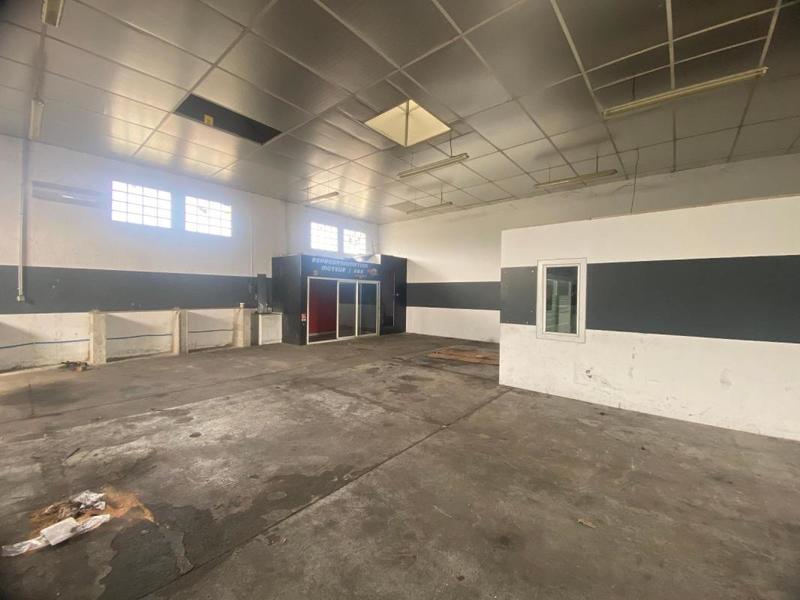 Local commercial - 230 m²