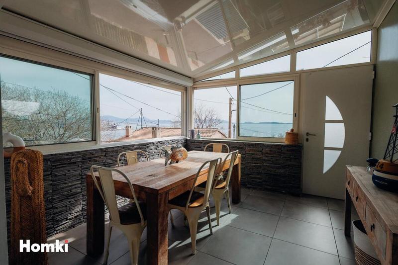 Maison - 90 m² - 3 pièces