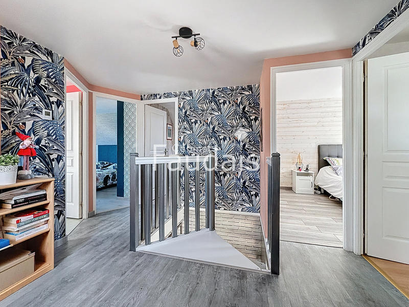 Maison - 135 m² - 7 pièces