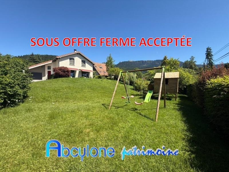 Maison - 170 m² - 5 pièces