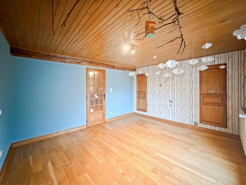 Maison - 206 m² - 7 pièces