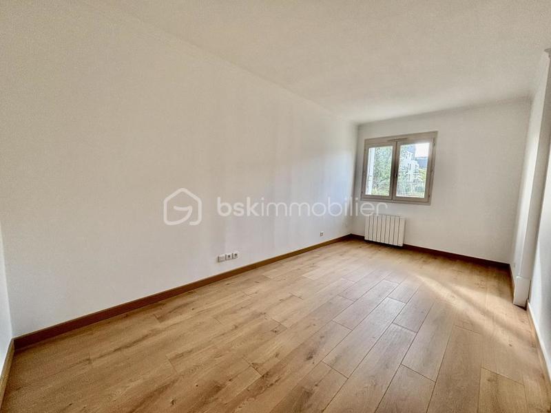 Appartement - 90 m² - 5 pièces