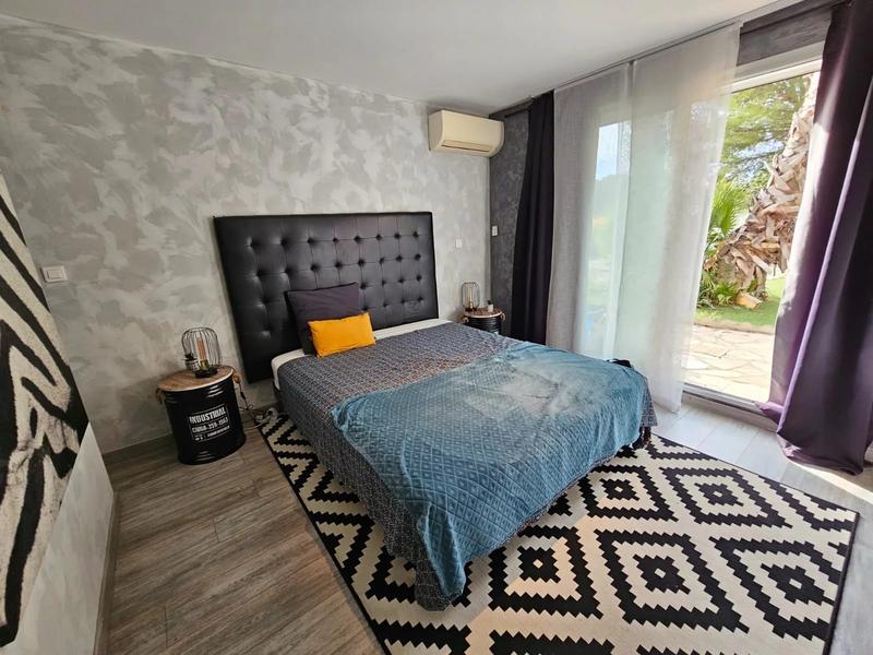 Propriété - 545 m² - 12 pièces