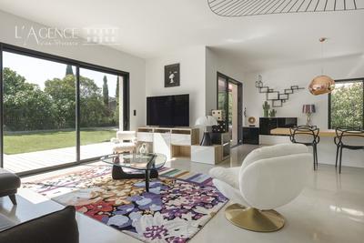 Maison - 170 m² - 6 pièces