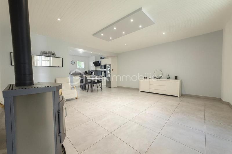 Corps de ferme - 140 m² - 6 pièces