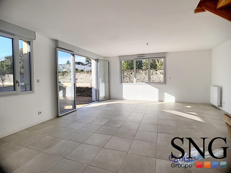 Appartement - 93 m² - 4 pièces