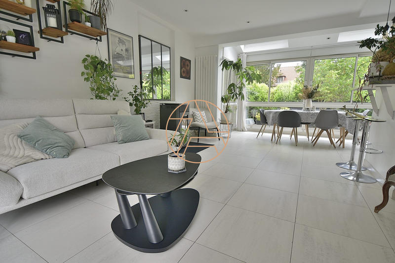 Maison - 123 m² - 4 pièces