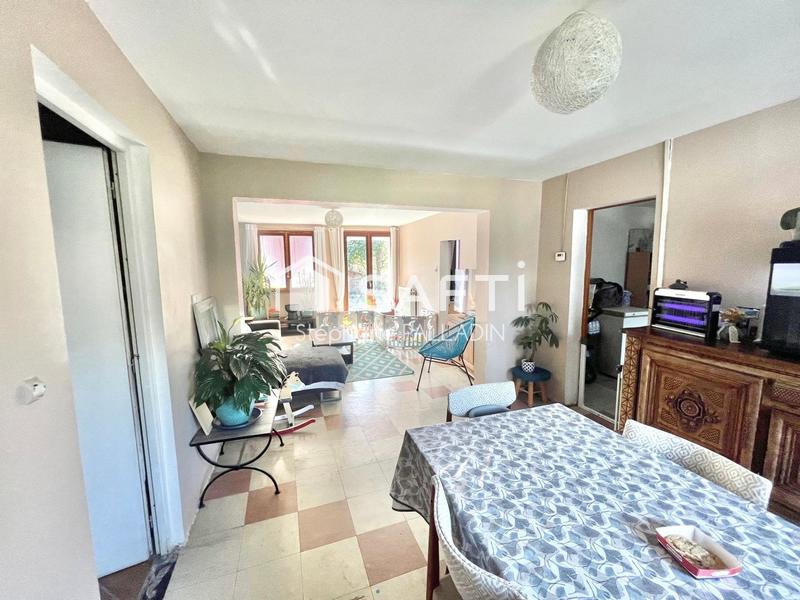 Maison - 128 m² - 8 pièces