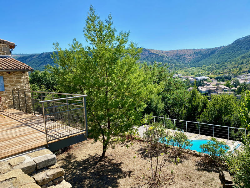 Maison - 160 m² - 9 pièces