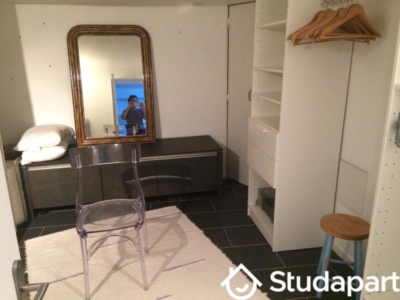 Chambre - 15 m² - 1 pièce