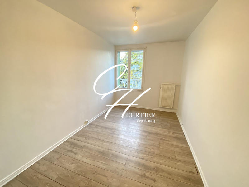 Appartement - 70 m² - 4 pièces