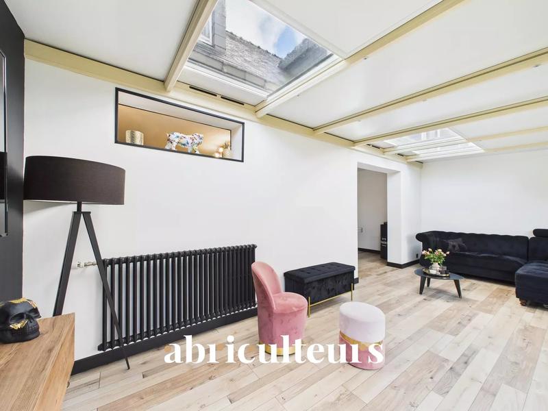 Maison - 110 m² - 7 pièces