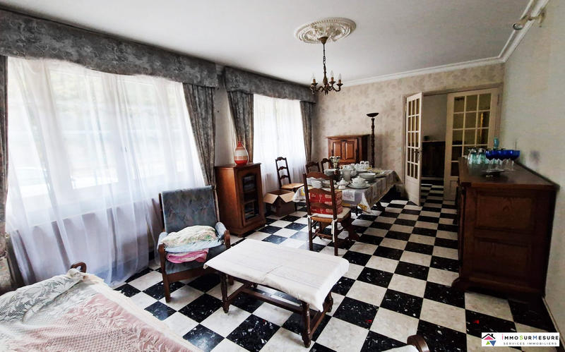 Maison - 102 m² - 6 pièces