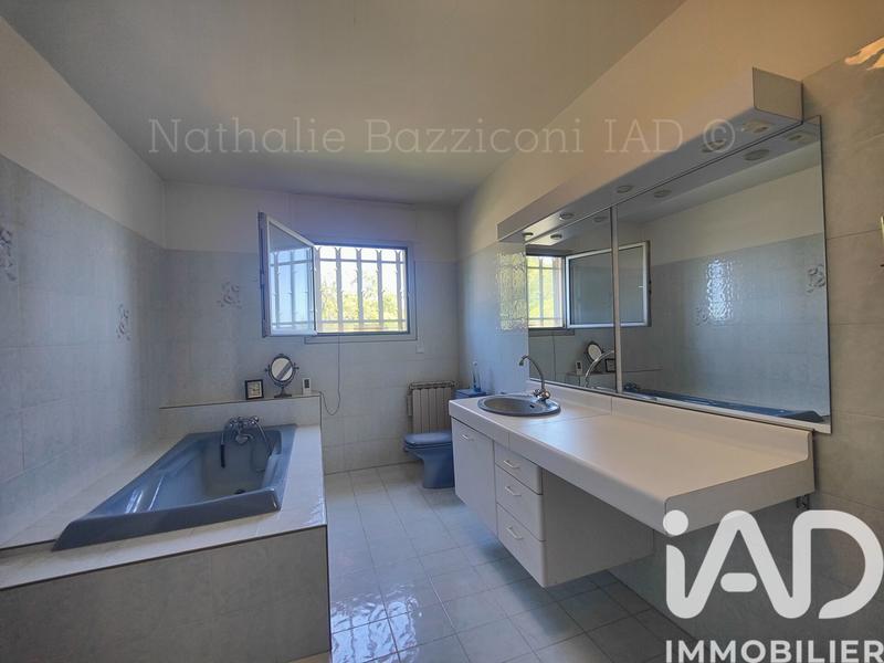 Maison - 176 m² - 6 pièces