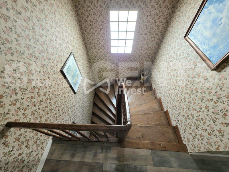 Maison - 180 m² - 6 pièces